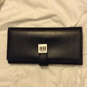 DAKS wallet