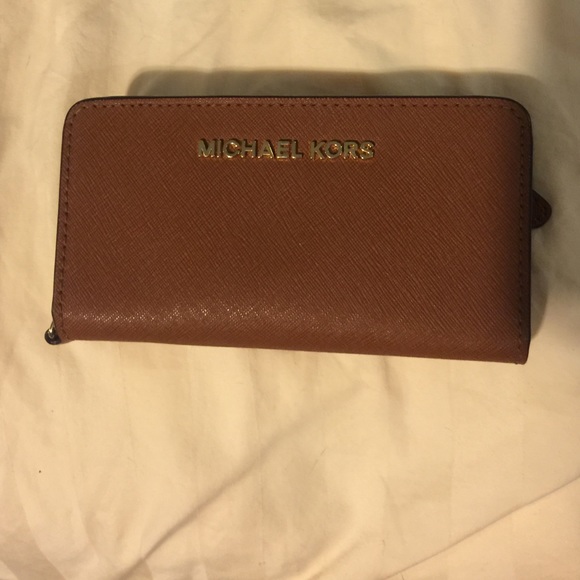 Michael Kors wallet & phone holder