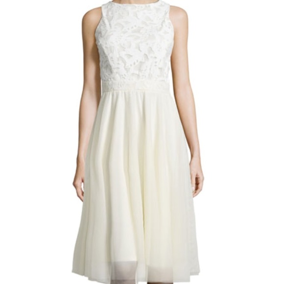 🎉SALE🎉Simple Yet Elegant  Dress 💍