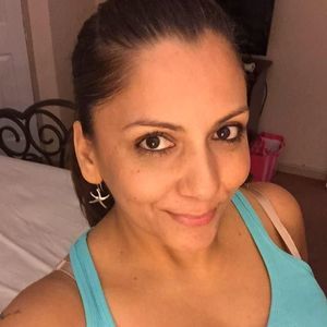 Meet your Posher, Arcelia