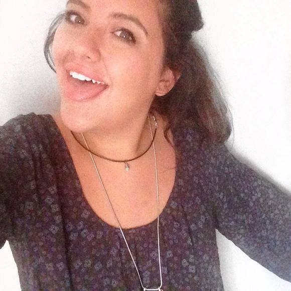 Meet your Posher, Yiota