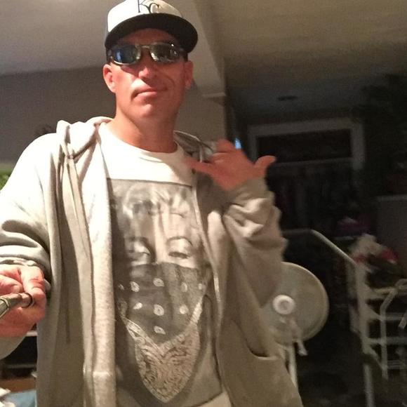 Meet your Posher, David - Picture 1 of 1