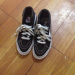 Black vans