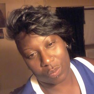 Meet your Posher, Nickie