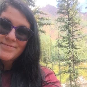 Meet your Posher, Veronica