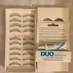 10 pair eye lashes with .32 oz glue