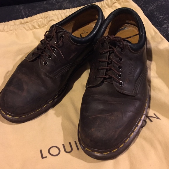 low cut dr martens mens