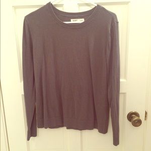 Gray old navy sweater