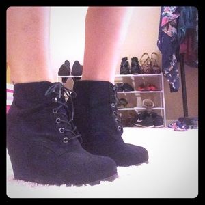 Mossimo wedge booties