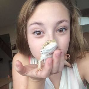 Meet your Posher, Megan