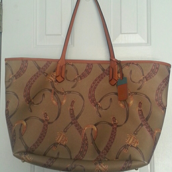 Ralph lauren hand bag.