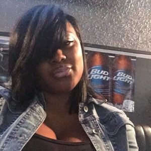 Meet your Posher, Tynic