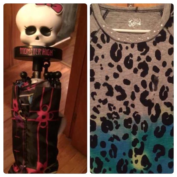 Justice shirt and Monster High Umbrella
