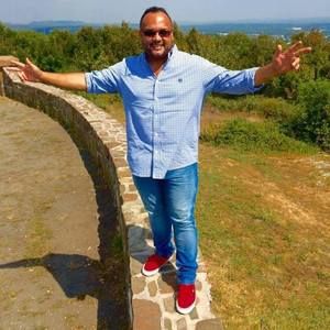 Meet your Posher, Ramon