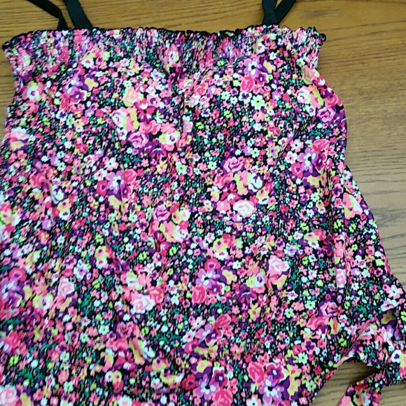 Swim top-new without tag