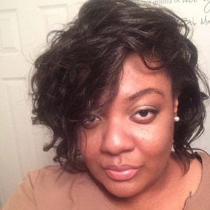 Meet your Posher, Latasha