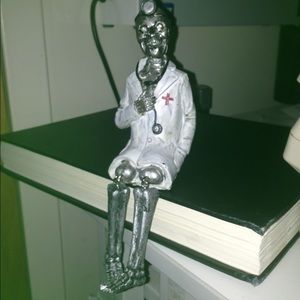 Meet your Posher, Adrian