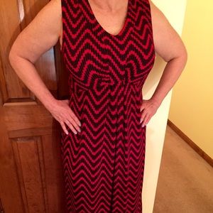 Geometric red and black maxi dress - sleeveless!