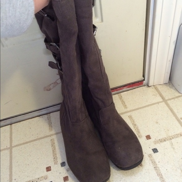 Wanted Boots - Picture 3 of 3