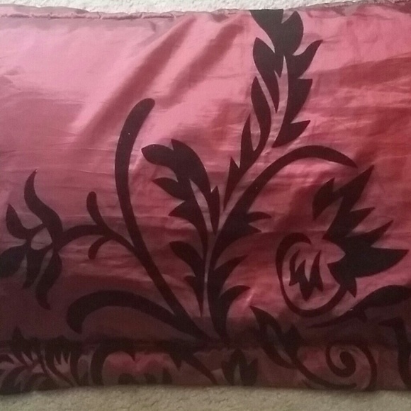 Photos of design on Comforter Set - Picture 2 of 4