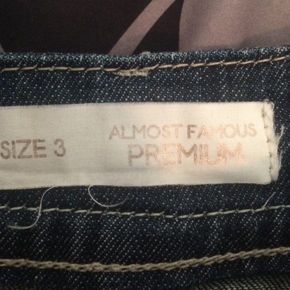 High waisted shorts - Picture 2 of 4