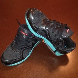 🔥Nike Air Max Worn maybe twice! Great condition!