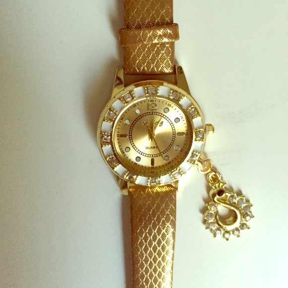 Quartz Gold Charm Watch