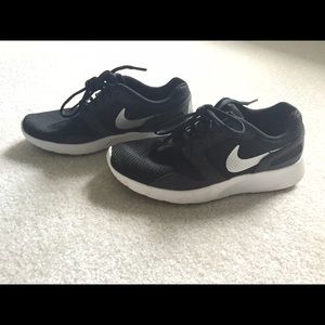 Nike Roshe Running Shoes