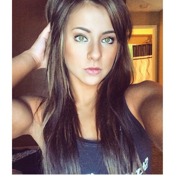 About me💜💜💜 - Picture 2 of 4