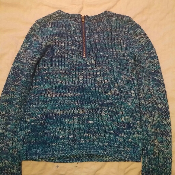 Sweater - Picture 3 of 3