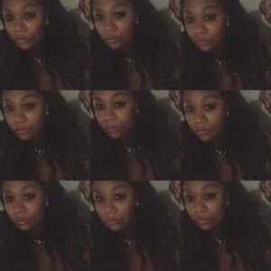 Meet your Posher, Lorena