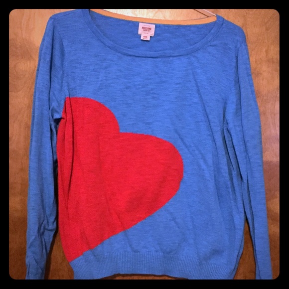 Super cute heart sweater