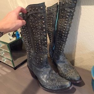 ⚡️FLASH SALE ⚡️Corral Studded Snip Toe Boots