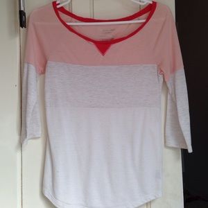 Quarter length tshirt💕