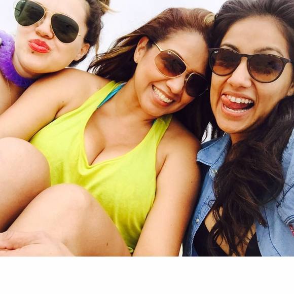 Meet your Posher, Arlene - Picture 1 of 1