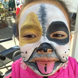 Meet your Posher, Leah