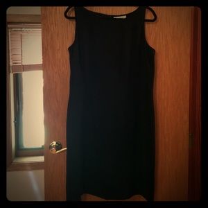 Sleeveless black dress