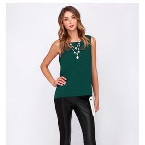Lulu's dark teal top