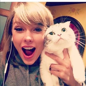 Meet your Posher, Mary-kate