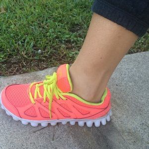 Women's champion athletic shoes