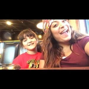 Meet your Posher, Monica