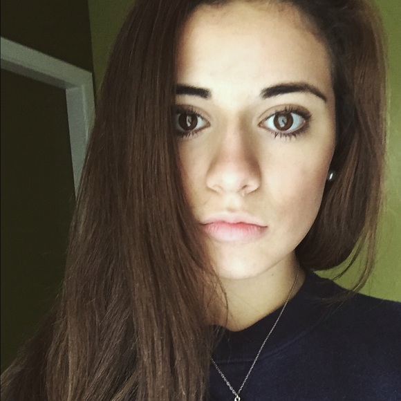 Meet your Posher, Lisa - Picture 1 of 1