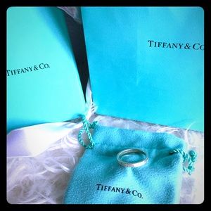 Tiffany & Co. Jewelry - Authentic Tiffany & Co. 'I Love You' Ring Sz 8 Tiffany & Co. Jewelry - Authentic Tiffany & Co. 'I Love You' Ring Sz 8