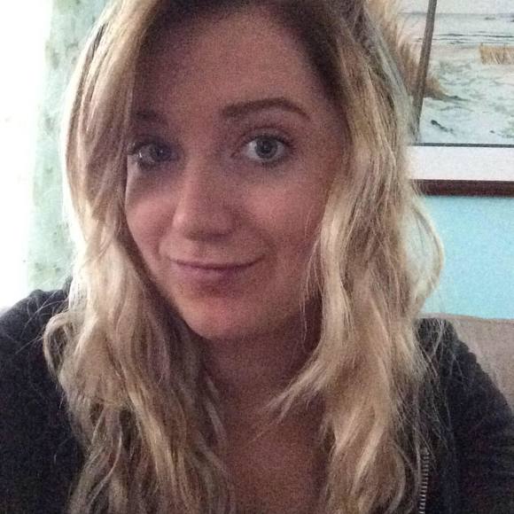 Meet your Posher, Leah