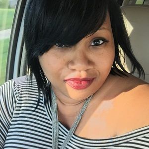 Meet your Posher, Keri