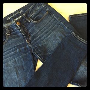 American Eagle size 8 super stretch skinny jeans