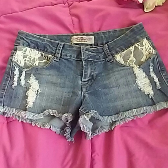 Fringed Lace/Denim Cut-off shorts