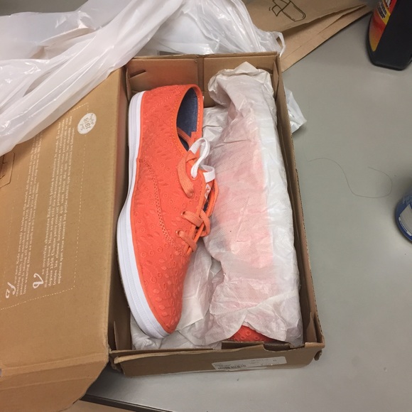 Coral keds - Picture 2 of 4