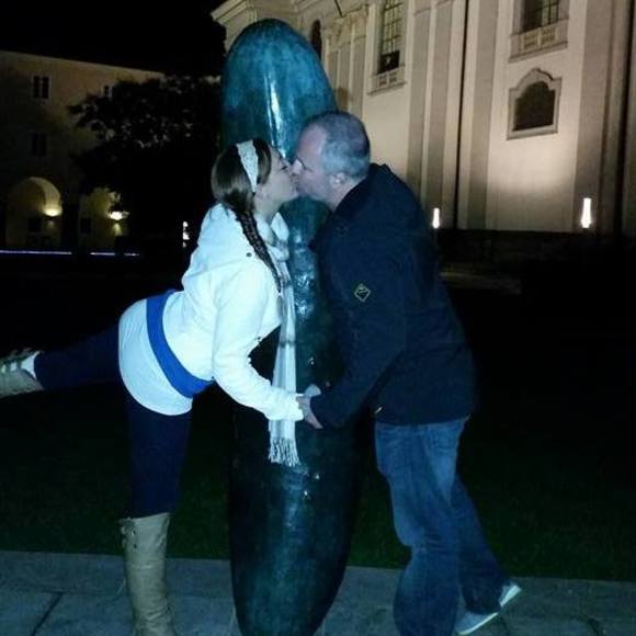 Meet your Posher, Amber - Picture 1 of 1