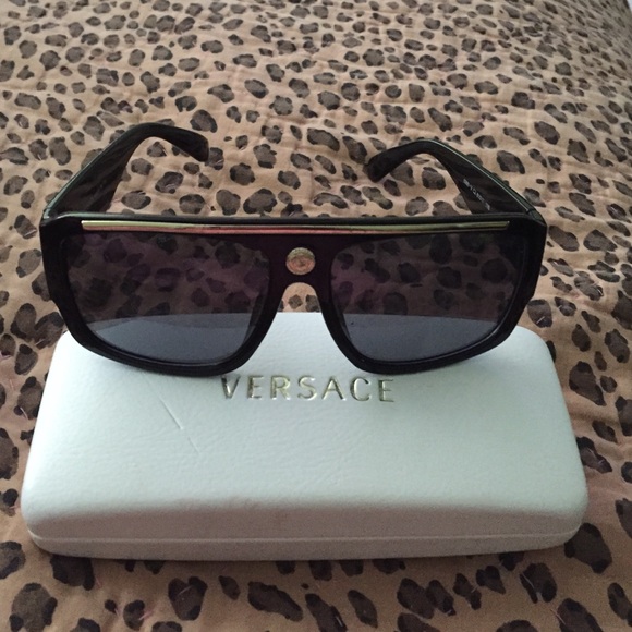 Gorgeous Authentic Versace glasses